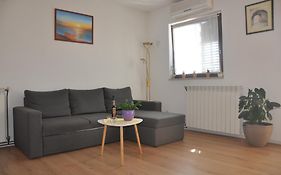 Apartman Mirna