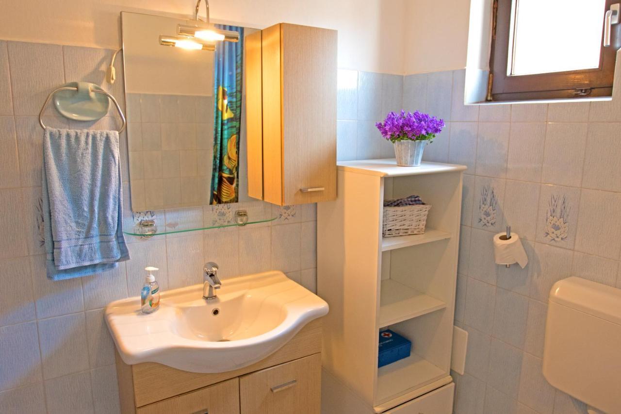 Apartman Mirna Ровінь Екстер'єр фото